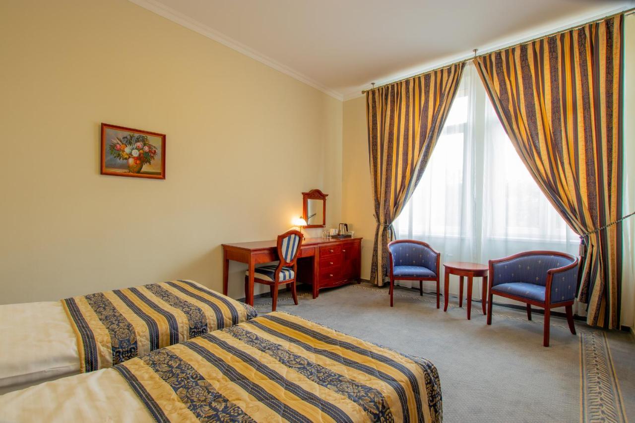 Hotel Giovanni Giacomo Teplice Exteriör bild